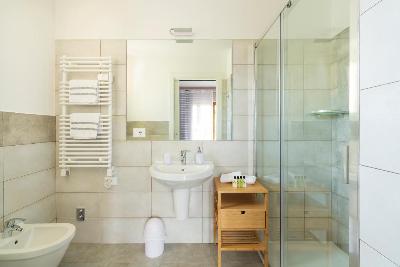 Il Melograno Hotel Peschiera del Garda Luaran gambar